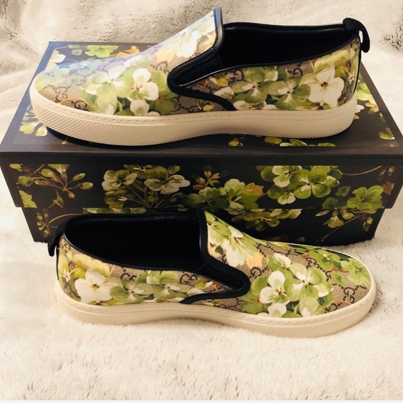 Gucci Blooms Canvas Slip on Sneakers - Picture 6 of 7
